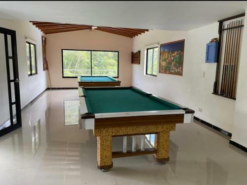Hotel Hoster�a Blanco Y Negro