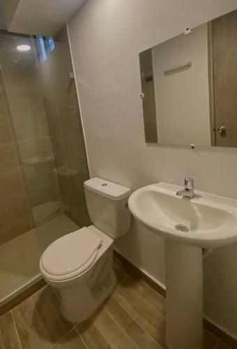 Apartamento Apto C�modo Cerca Al Mall Plaza