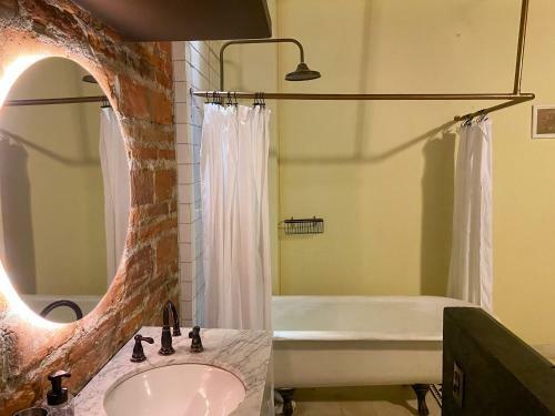 Casa Charlotte - Alma Hotels