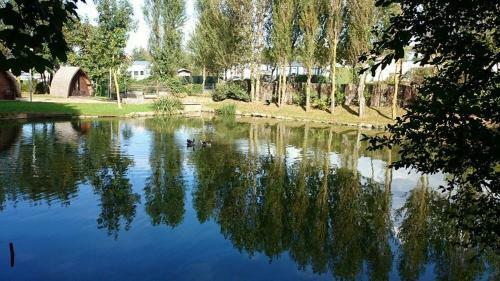Et� Indien-h�tellerie De Plein Air