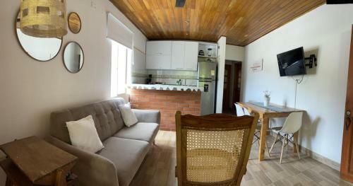 Apartamento C�ntrico-a Pie Del Mar Y Del Casco Hist�rico+a/c