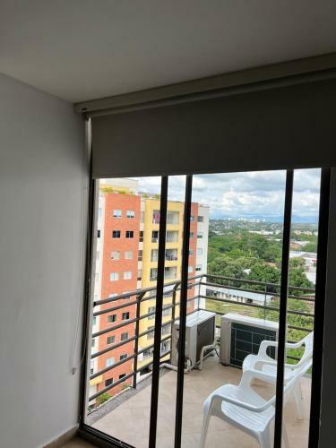 Apartamento Fresco, C�modo Y Amplio!