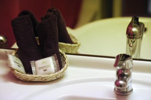 Brit Hotel Relais Du Vern