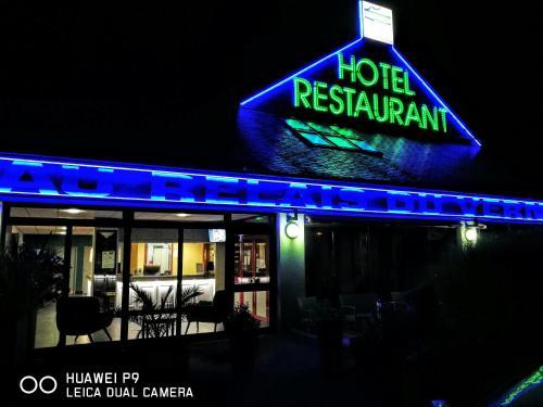 Brit Hotel Relais Du Vern