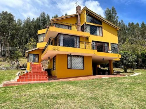 Private Lake View Cottage With Bbq Yard In Paipa
