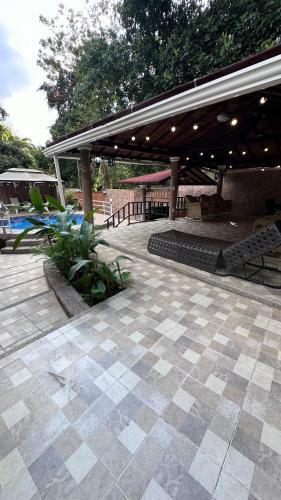 Caba�a Con Piscina En Minca