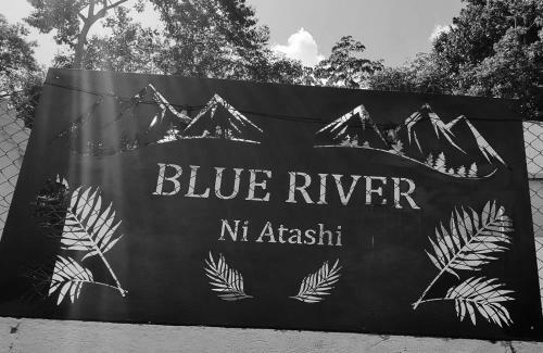 Villa Blue River