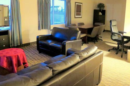 Hotel Nisku Inn And Conference Centre