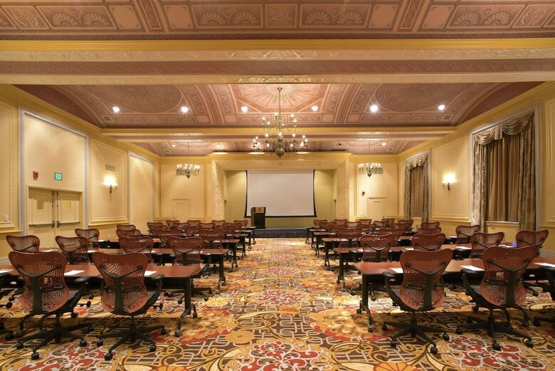 Hotel Doubletree Suites By Hilton Detroit Downtown - Fort Shelby