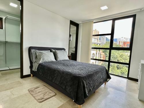 Apartamento 1101 El Poblado! Two Balconies & A Beautiful View