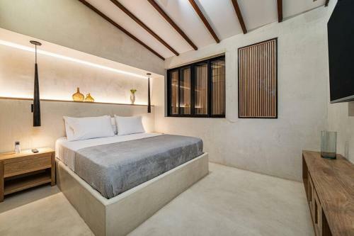 Villa Provenza 6 Bedroom House By Housy Host