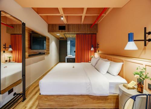 The Somos Bold Hotel