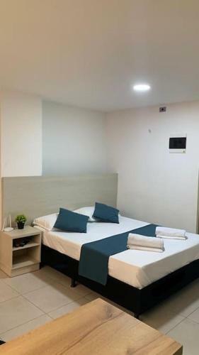 Moderno Apartaestudio, Central Mde - 503