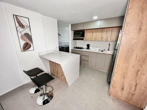 Apartamento Central En Altos Del Poblado Para Estancias Largas