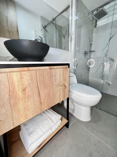 Apartamento Central En Altos Del Poblado Para Estancias Largas