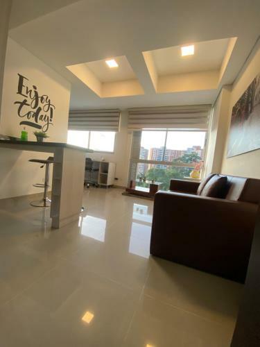 Apartasuite Moderna - En El Coraz�n Del Poblado Medell�n