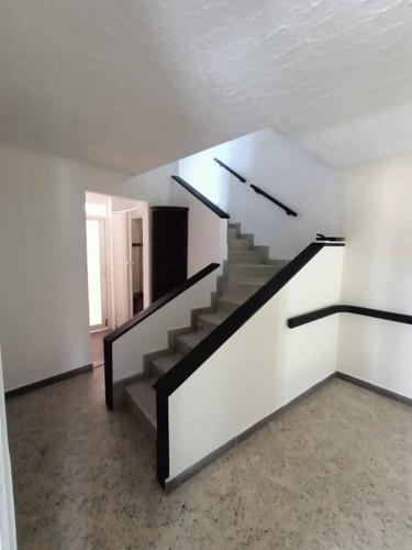 Apartamento Independiente Con Terraza En Bel�n Cerca A Laureles