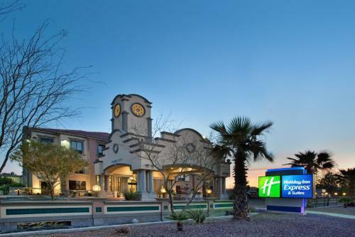 Holiday Inn Express Hotel & Suites Tucson Mall