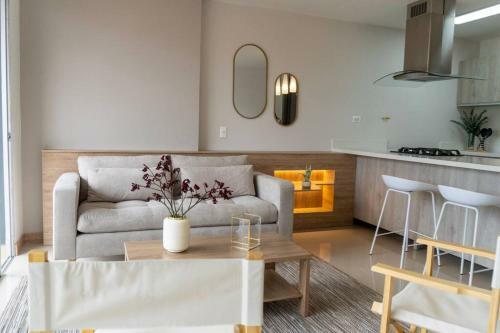 Apartamento Luxury, 3 Bdr, Pv Balconie, Top Design, Laureles