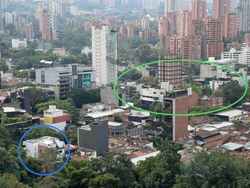 Espacioso Apartamento Con Jacuzzi En El Poblado