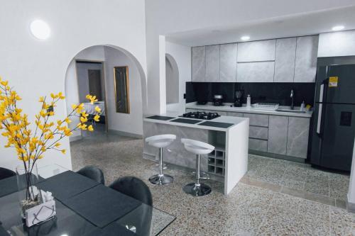 Apartamento Alojamiento En Medell�n