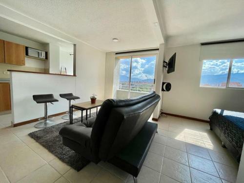 Sunny Laureles Apartment