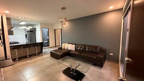 Apartamento Con Acabados Modernos