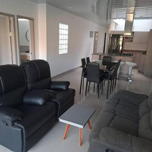 Apartamento Casa Central En La Floresta!