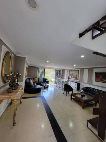 Casa En Condominio En El Poblado! Ubicaci�n