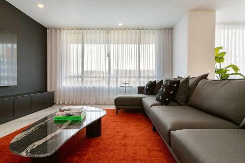 Villa Provenza Luxury Penthouse ? Pvt. Rooftop ? Jacuzzi