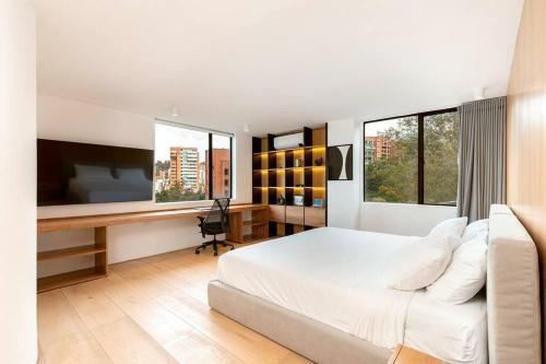 Villa Provenza Luxury Penthouse ? Pvt. Rooftop ? Jacuzzi