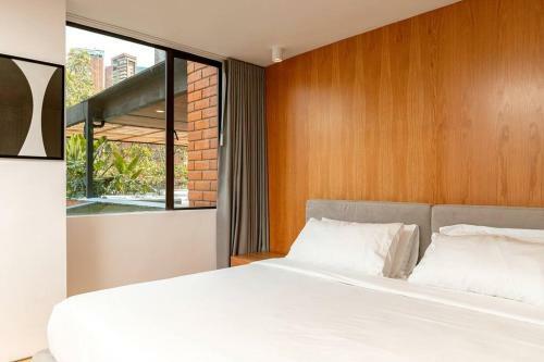 Villa Provenza Luxury Penthouse ? Pvt. Rooftop ? Jacuzzi