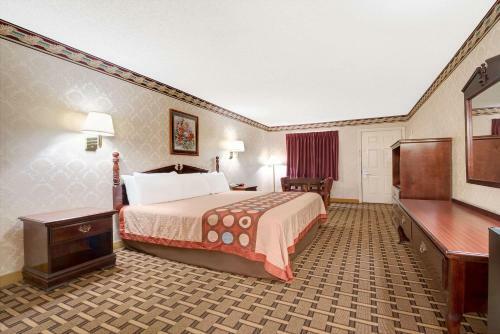 Motel Super 8 By Wyndham Dallas South