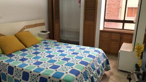 La S�per Habitaci�n de La Frontera Poblado / Envigado