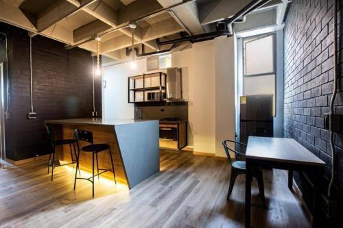 Apartamento Deluxe Man Cave With Jacuzzy