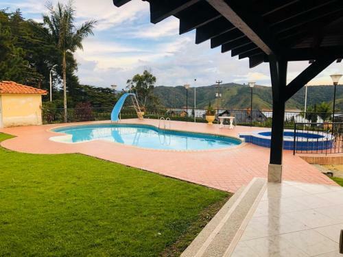 Parcelaci�n Calima