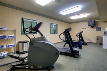 Hotel Country Inn & Suites Wilder