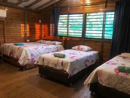 Caba�a-finca En Cove�as Cerca A La Playa