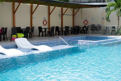 Hotel Caba�as Covemar De Lujo
