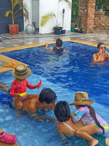 Emun� Campestre