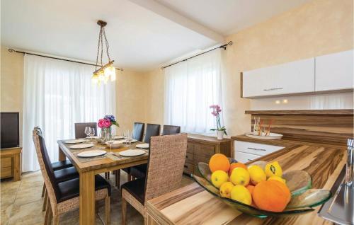 Holiday Home Turcic VI