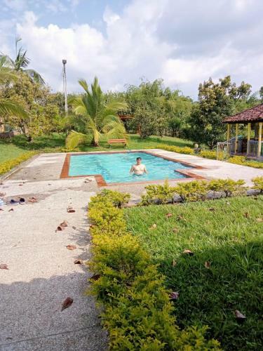 Villa Finca Jard�n La Astromelia