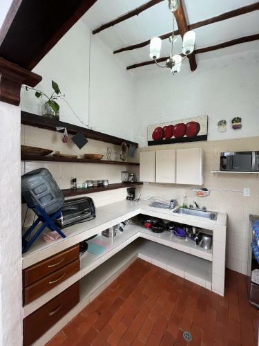 Hermosa Casa Colonial Morada