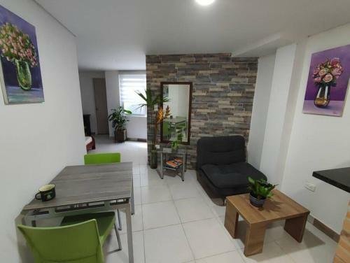 Beautiful And Bright Studio Apartment With Rooftop