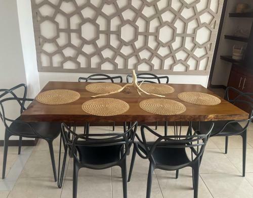 Apartamento Secure 3-br In South Cali Pool & Pet-friendly