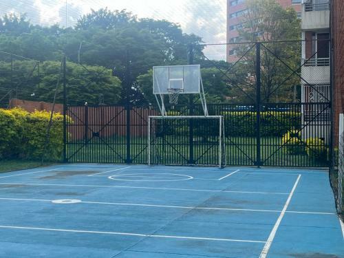 Apartamento Secure 3-br In South Cali Pool & Pet-friendly