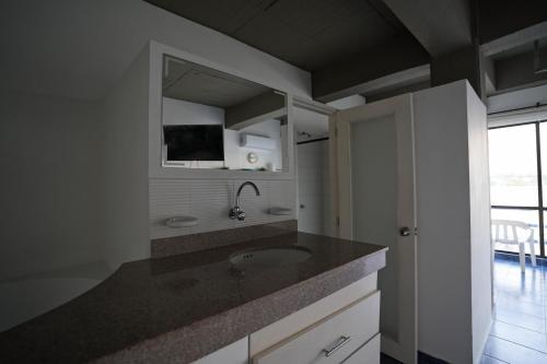 Apartamento Con Entrada Privada Laguito5