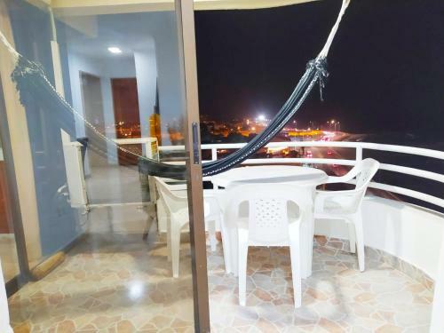Apartamento Con Vista Al Mar Y Cerca Al Centro - 903