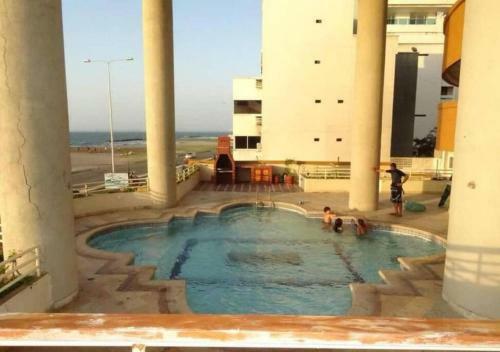 Apartamento Con Vista Al Mar Y Cerca Al Centro - 903