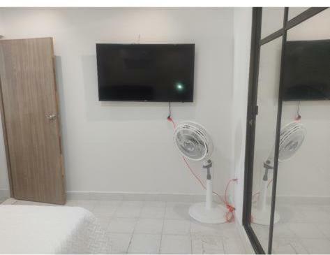 Aparta Estudio Privado, C�modo